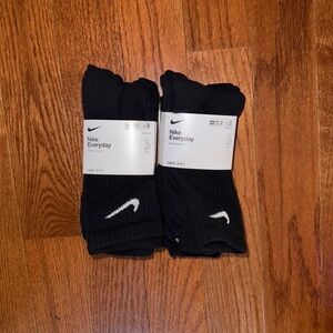 Nike Everyday Black Athletic Socks